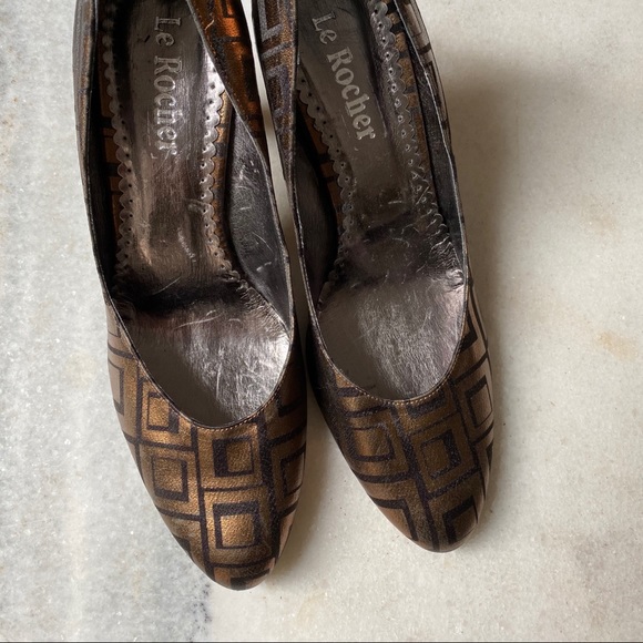 Bronze Metallic Print Pumps - Picture 3 of 8